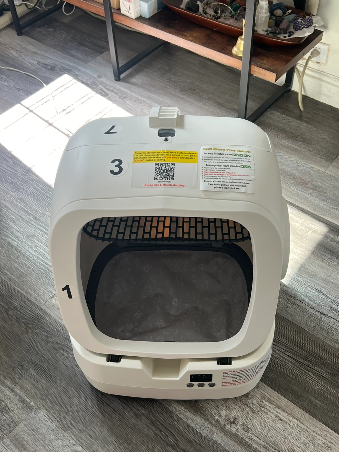Arenero automático para gatos marca Kitten Mew