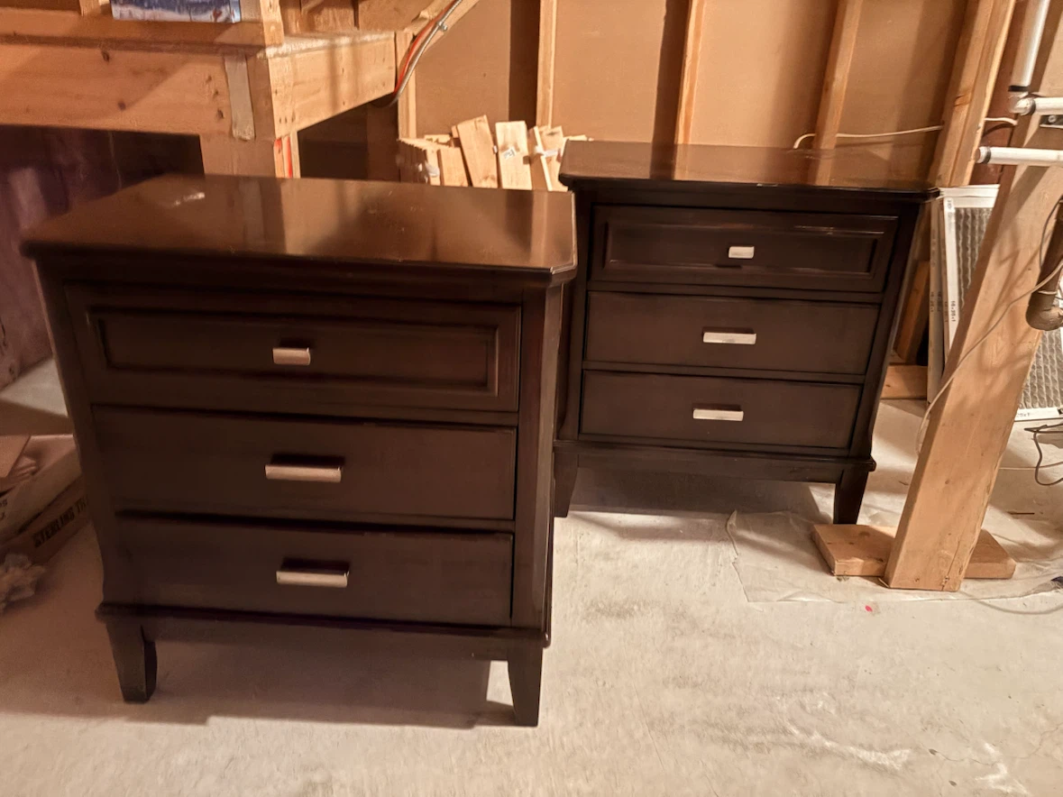 Set of 2 Dark Brown Nightstands from Ashley