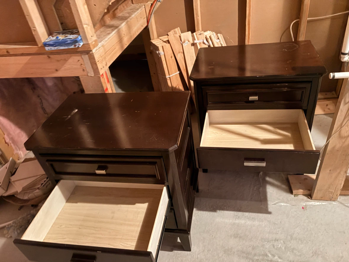Set of 2 Dark Brown Nightstands from Ashley - photo 3