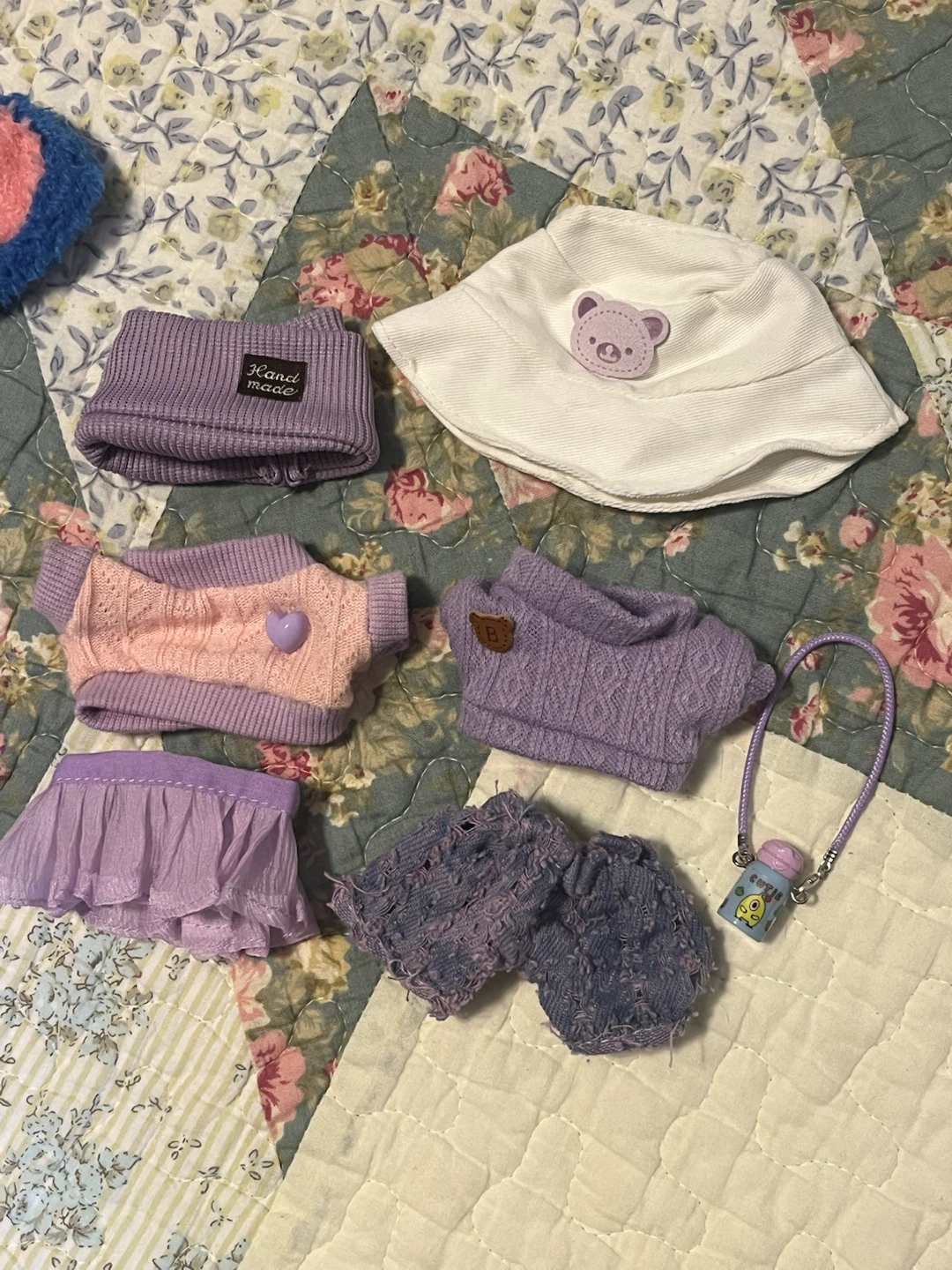 Labubu Doll (not original) and Clothing Set - photo 4