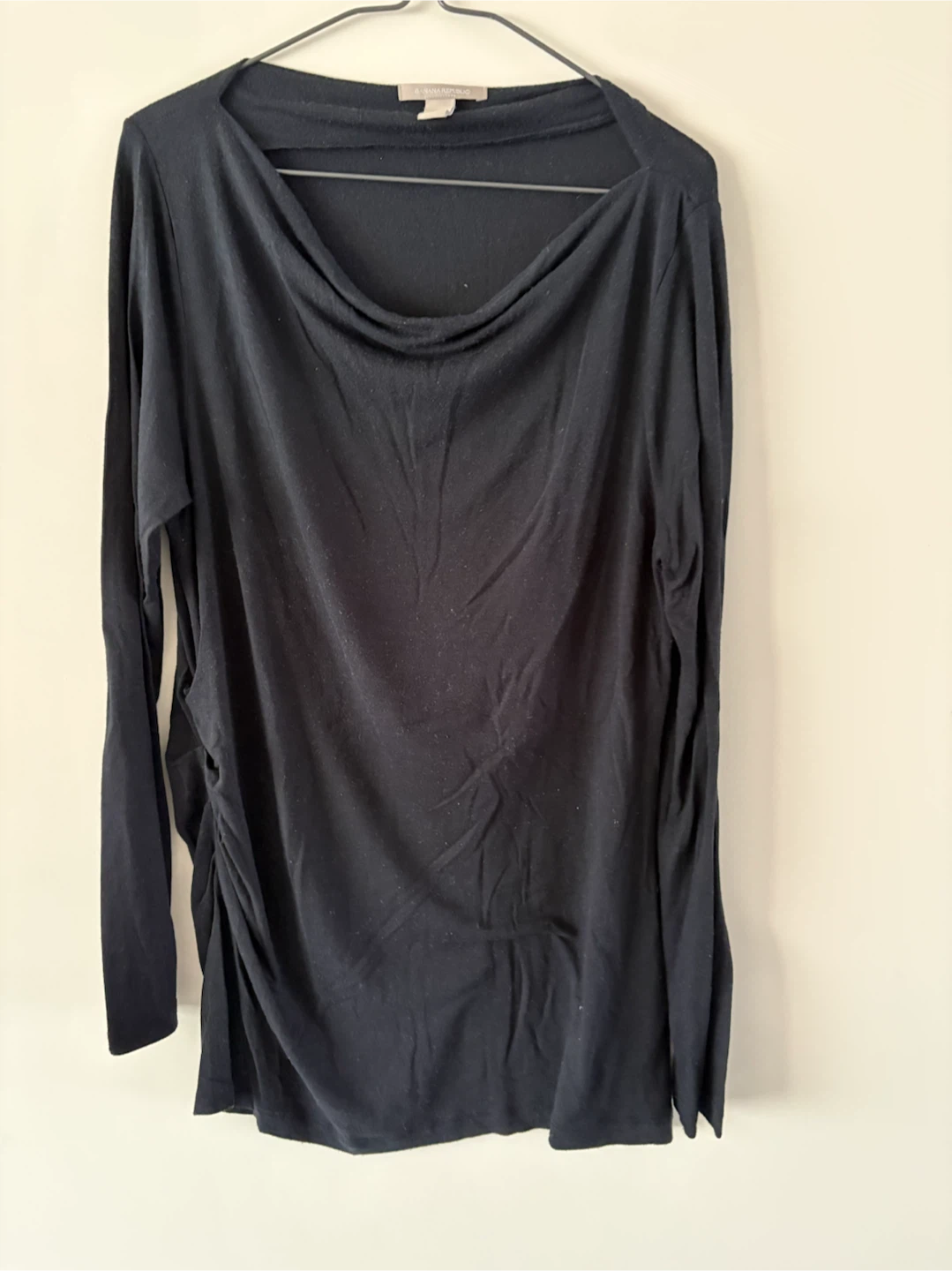 Banana Republic black long-sleeve top - Size XL