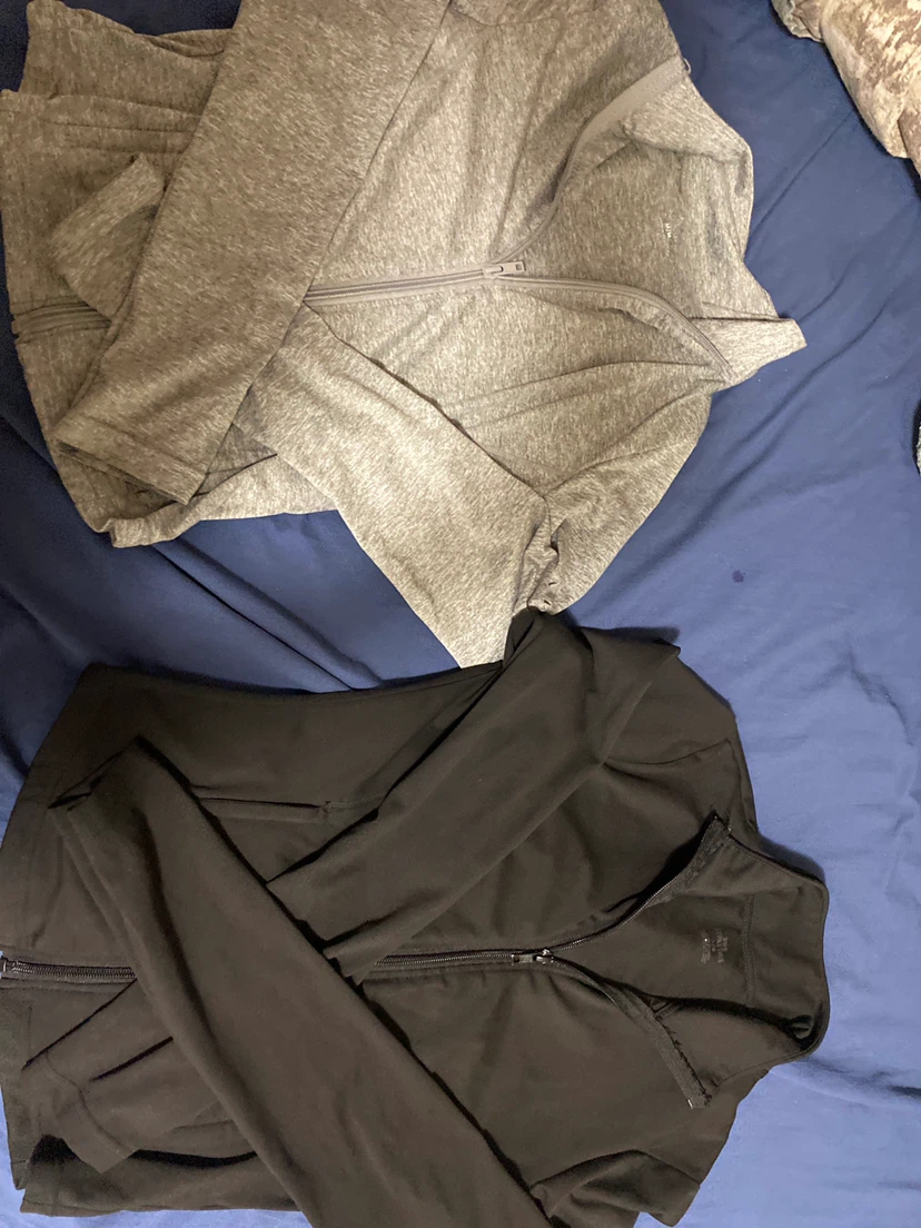 2 Athletic Zip-Up Jackets (Black & Grey) - photo 3