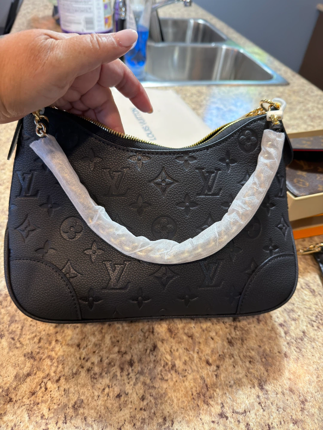 Brand new ladies purse with shoulder strap - photo 3