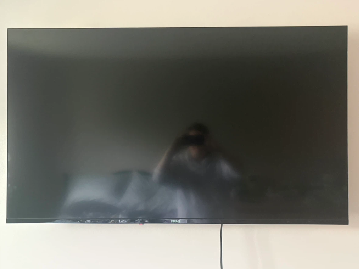 RCA 50" 4K UHD Smart Google TV - photo 2