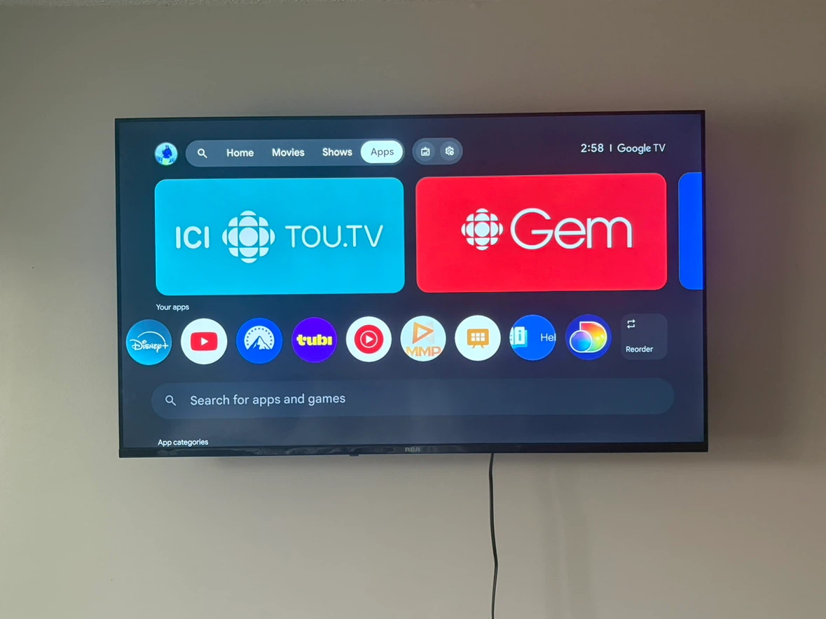 RCA 50" 4K UHD Smart Google TV - photo 3