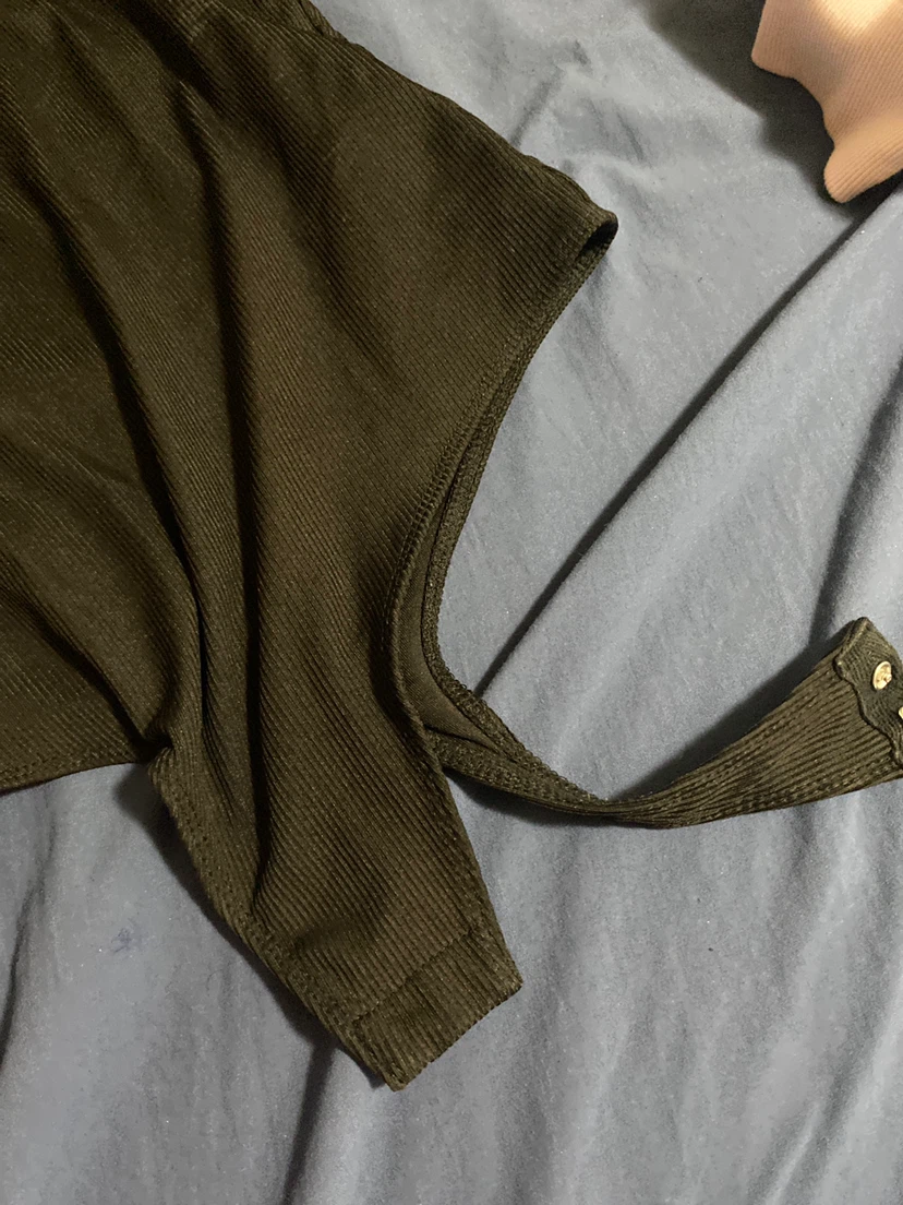 Black Ribbed Short Sleeve Bodysuit - photo 2