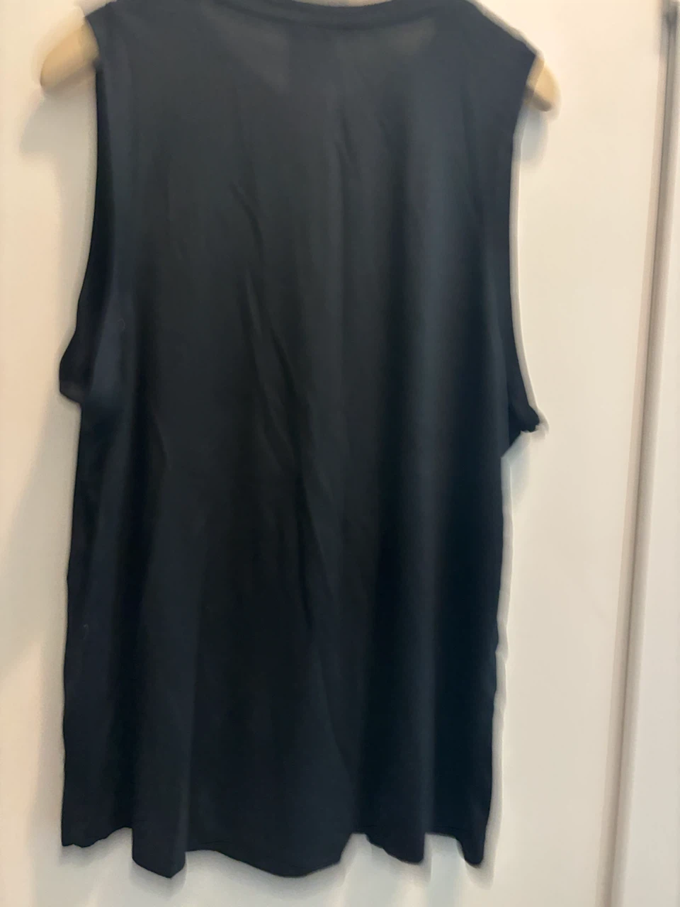 Nike sleeveless shirt - photo 3