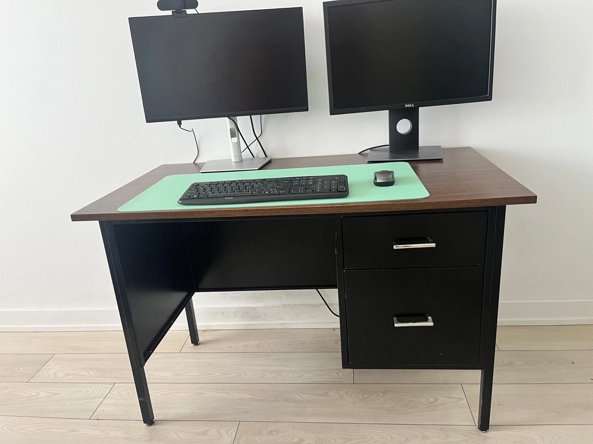 Home office computer desk