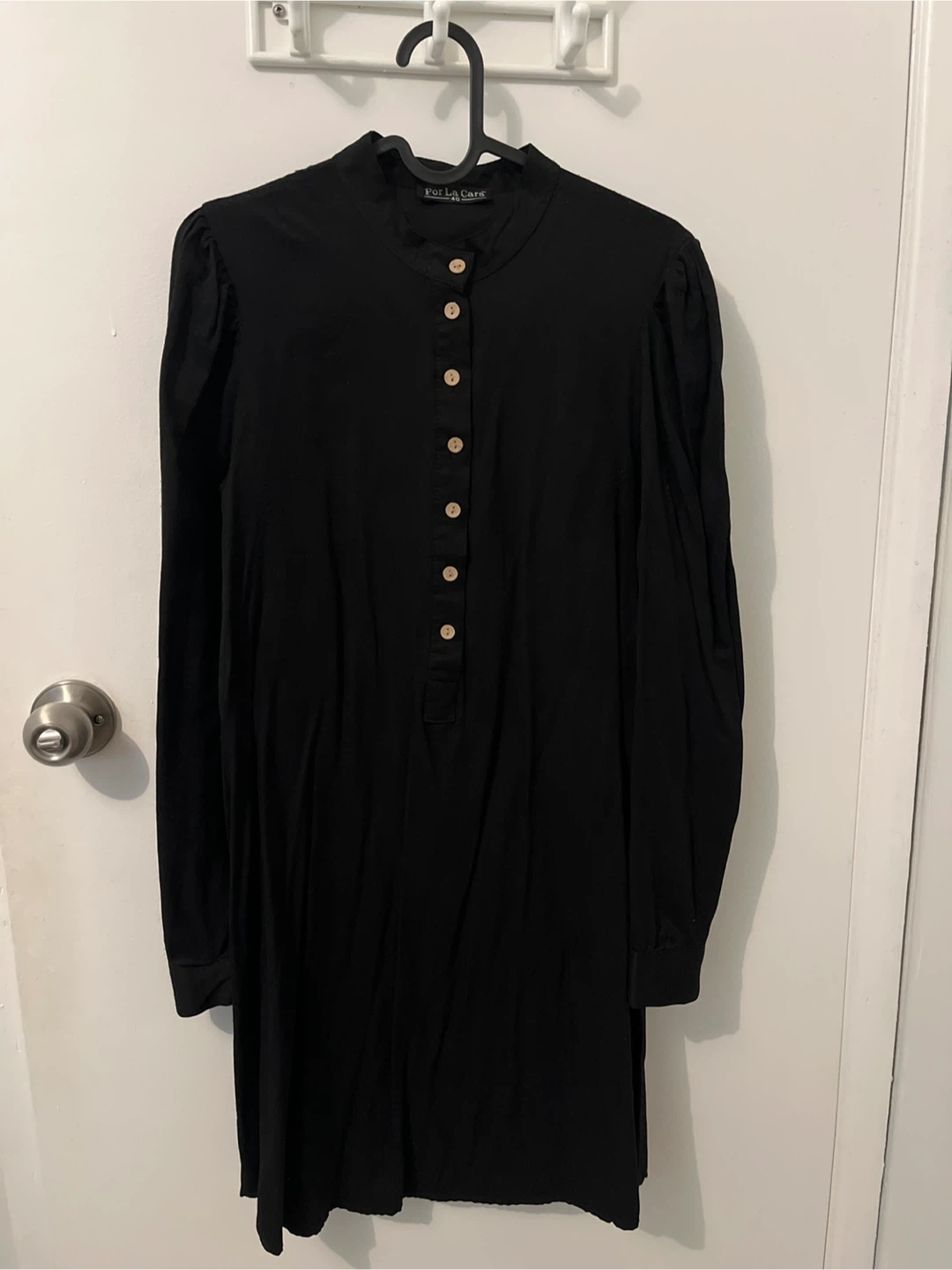 Por La Cara Black Button-Up Dress/Top