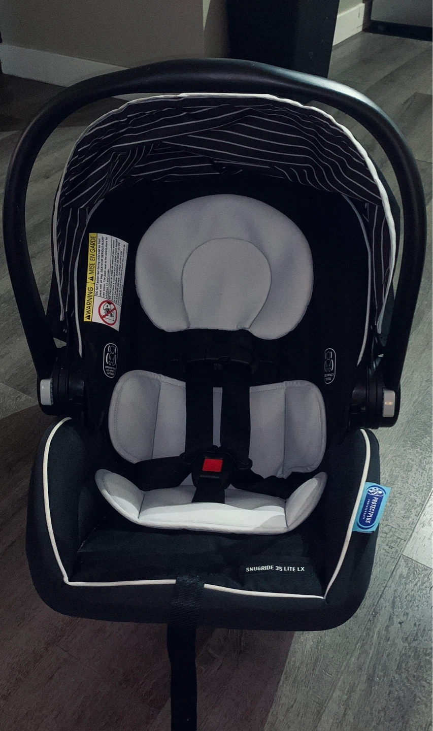 Graco SnugRide 35 Lite LX Infant Car Seat