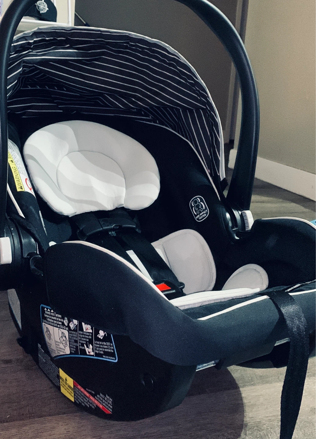 Graco SnugRide 35 Lite LX Infant Car Seat - photo 4