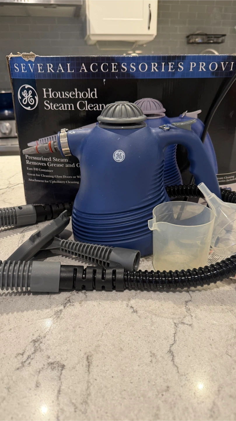 GE Household Steam Cleaner - photo 3