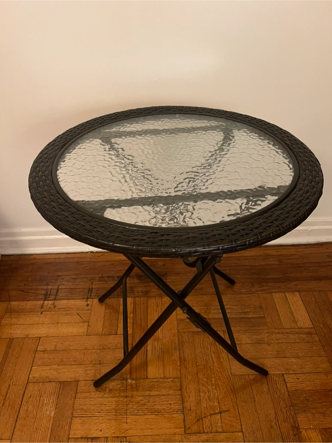 Round Folding Side Table