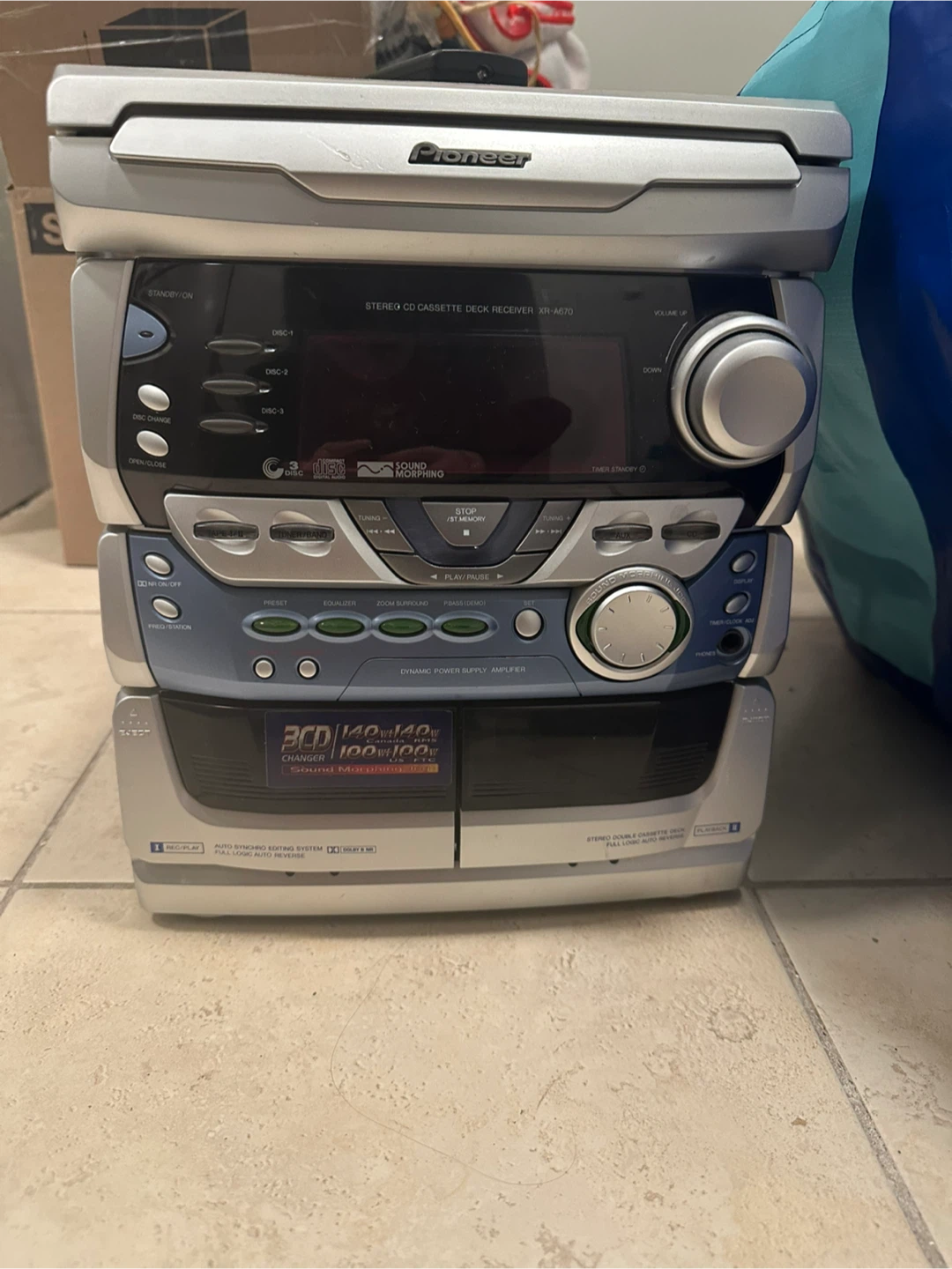 Pioneer XR-A670 Stereo System