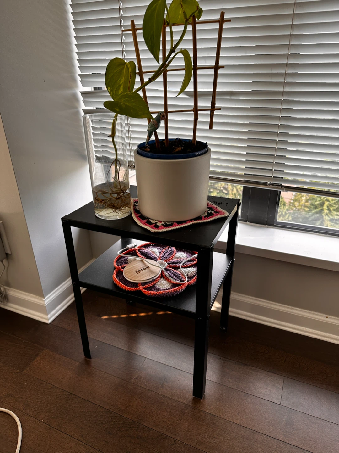 IKEA KNARREVIK Bedside Table