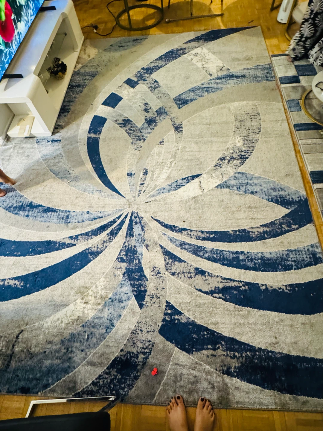 Abstract Geometric Area Rug - photo 3