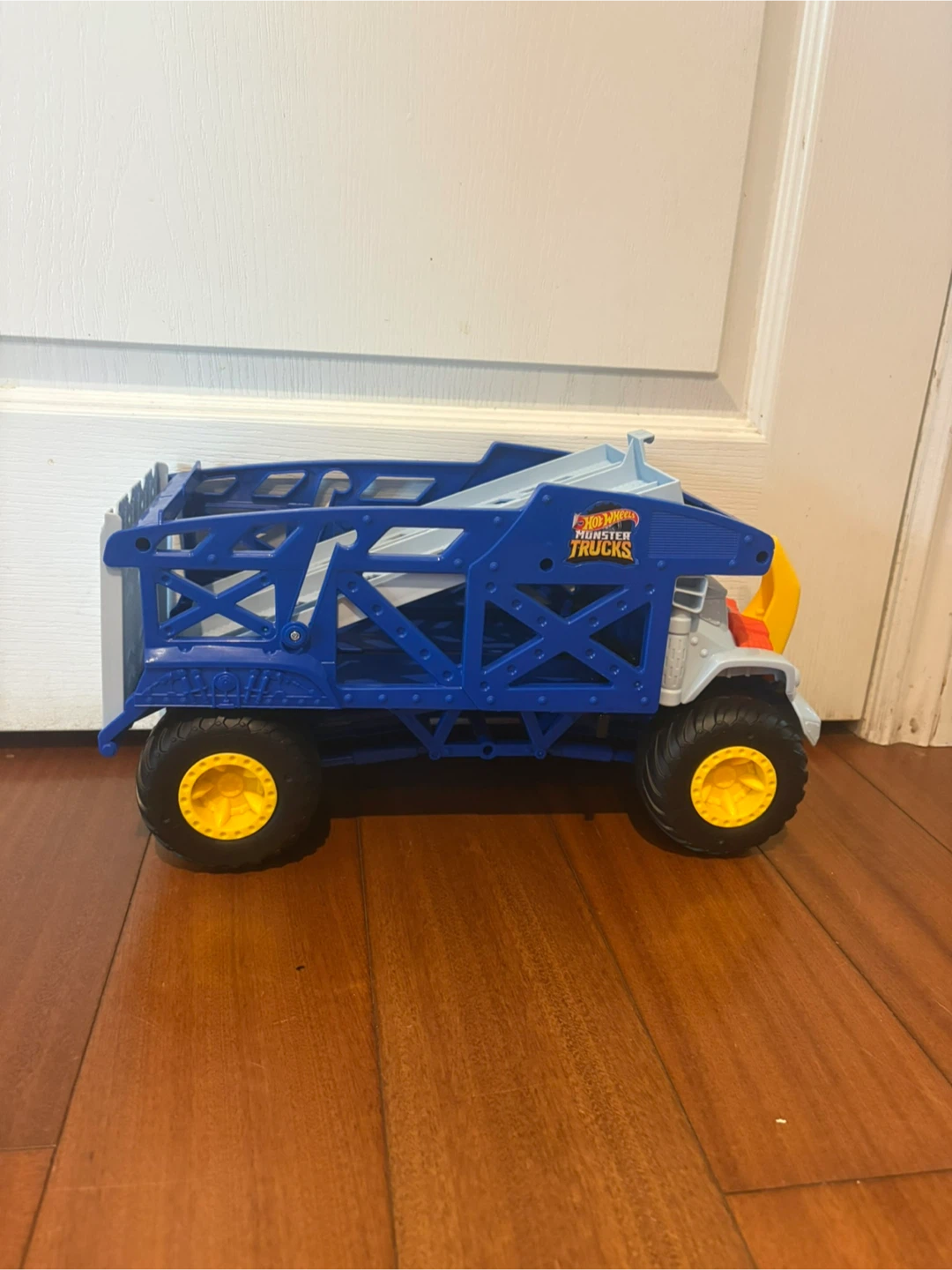 Hot Wheels Monster Mover Rhino Hauler - photo 3