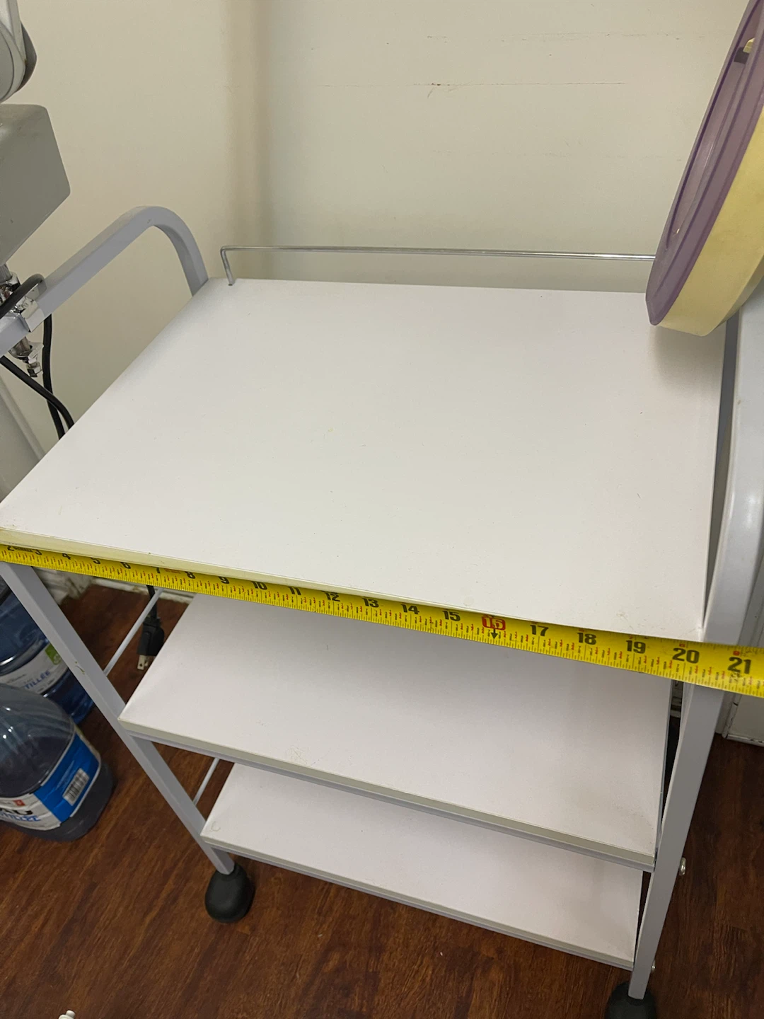 3-Tier Rolling Salon Trolley with Magnifying Lamp - photo 2