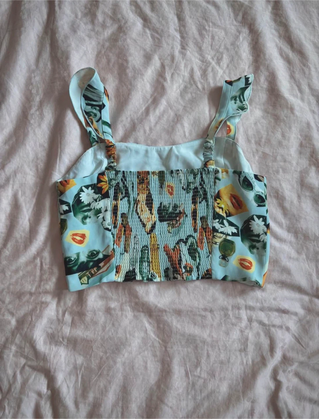 Aritzia size Medium | Vintage Light Blue Graphic Print Crop Top - photo 2