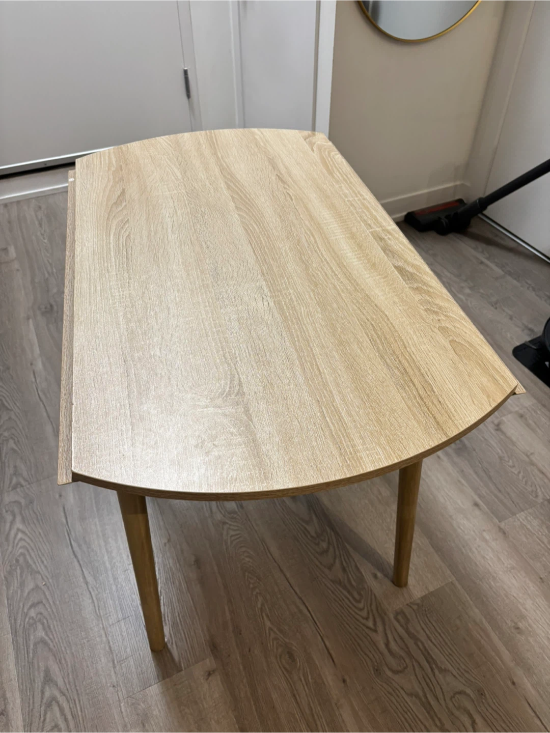 Extendible Dining Table