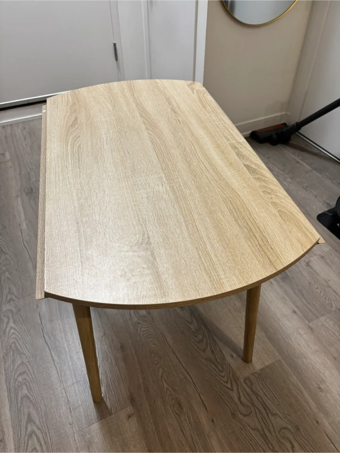 Extendible Dining Table