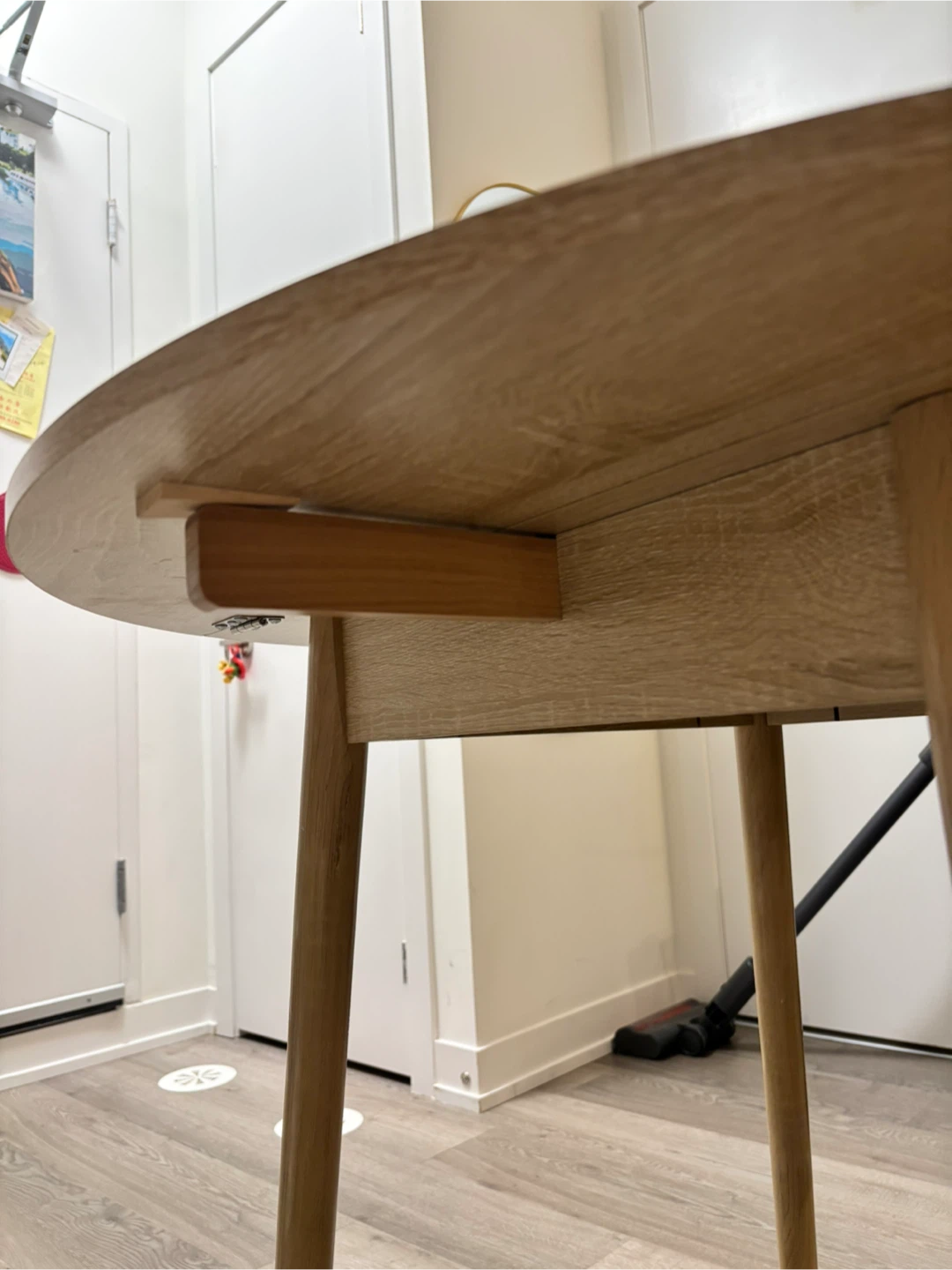 Extendible Dining Table - photo 3