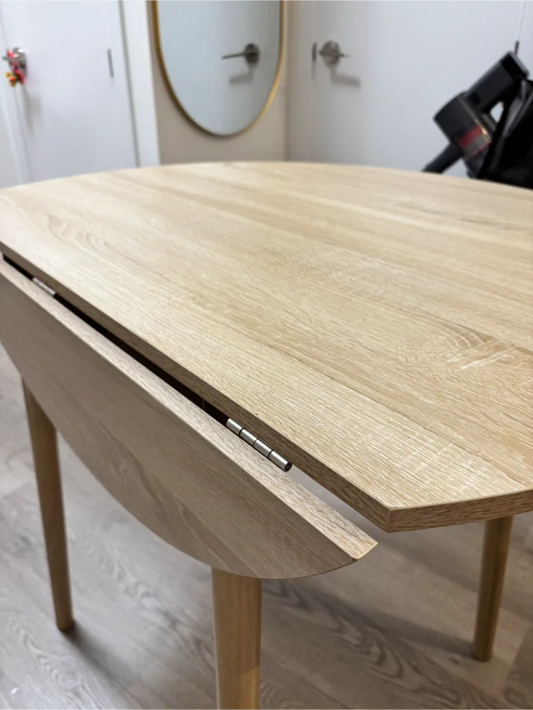 Extendible Dining Table - photo 4
