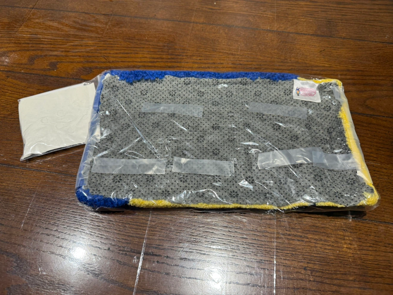 Minion Tufted Laptop Wrist Rest – $35 - photo 2