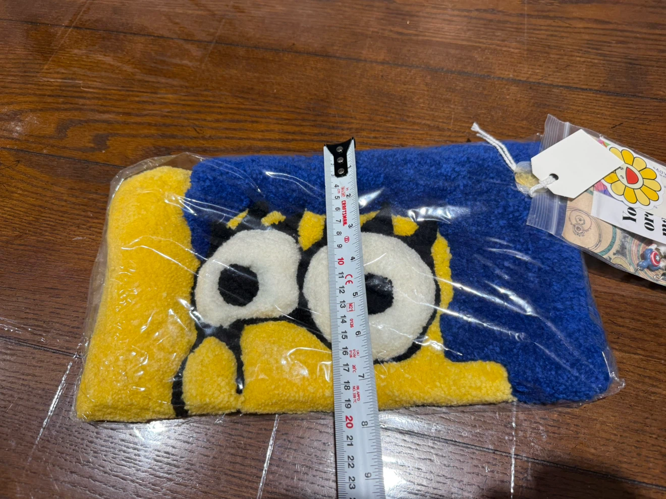 Minion Tufted Laptop Wrist Rest – $35 - photo 3