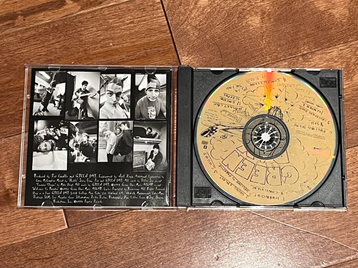 Green Day “Dookie” CD - photo 2