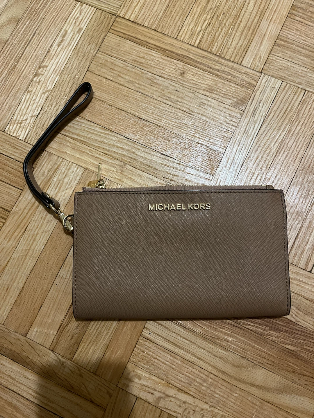 Michael Kors Jet Set Travel Double Zip Wristlet – Taupe