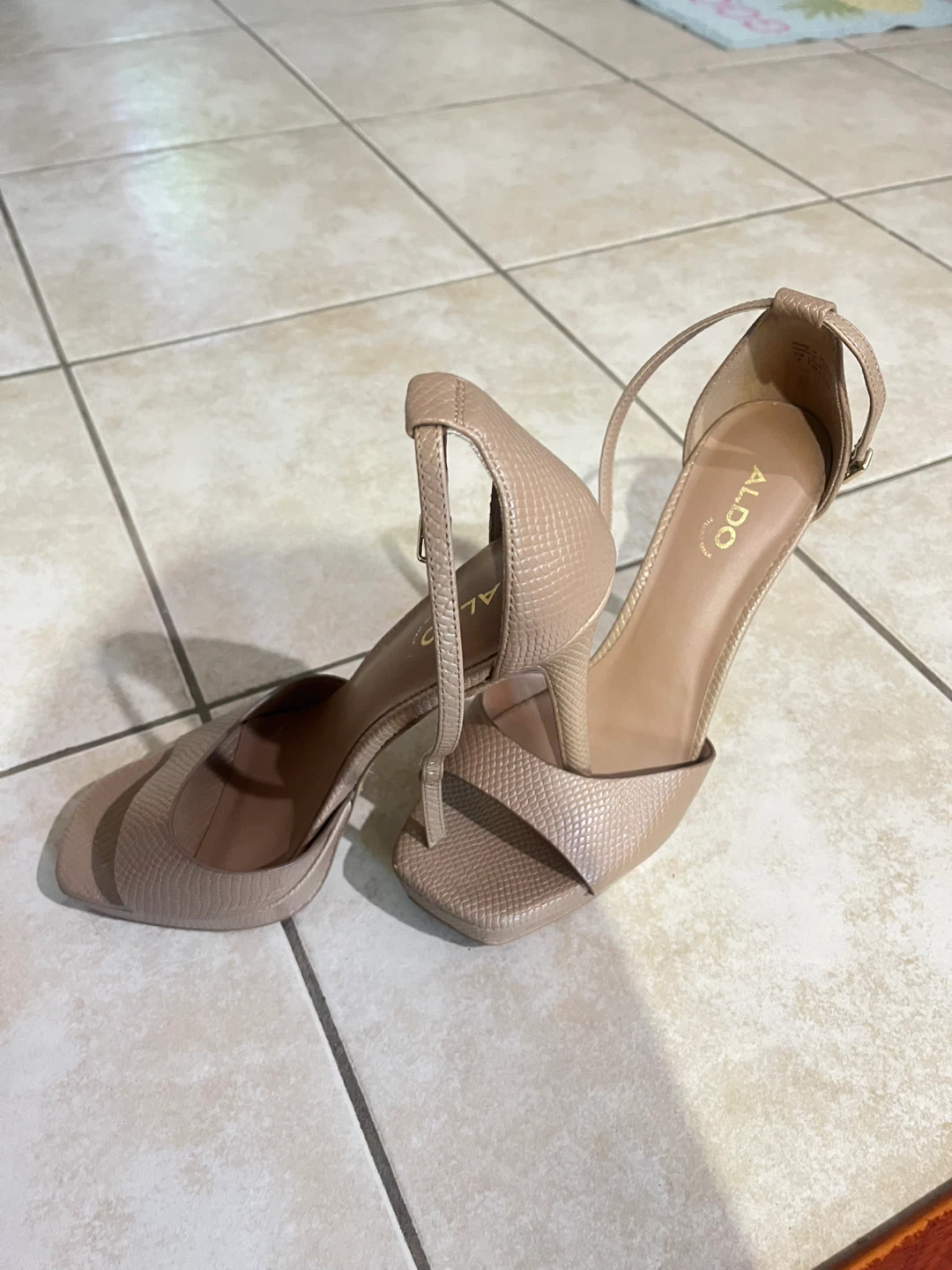 ALDO Women's Tan Snake Print Heels Size 8 - photo 2