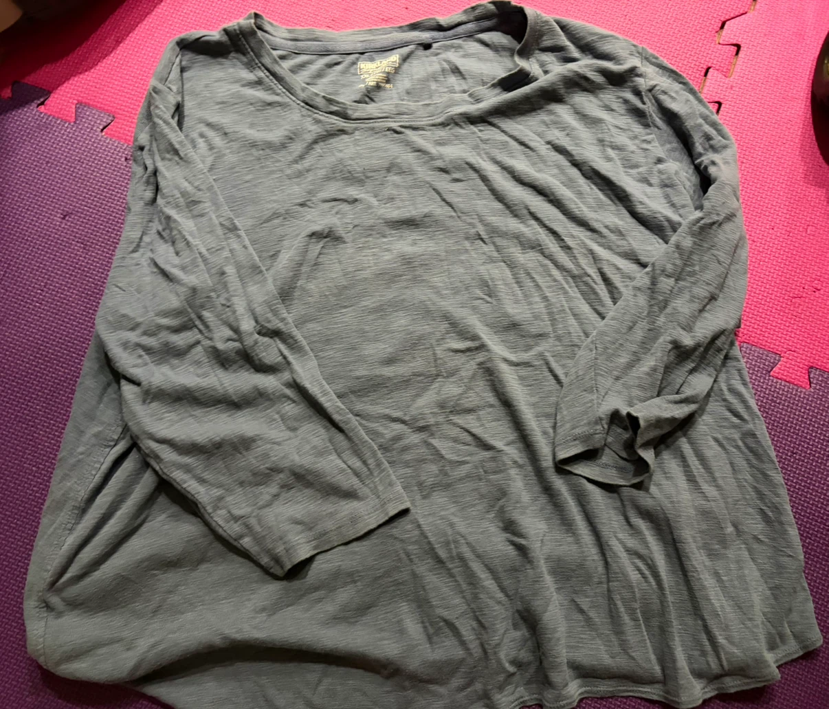 Long Sleeve T-Shirt ~ Size XXL