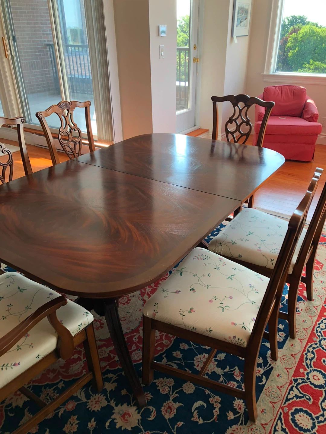 Extendable Dining Table and Chairs Set - photo 2