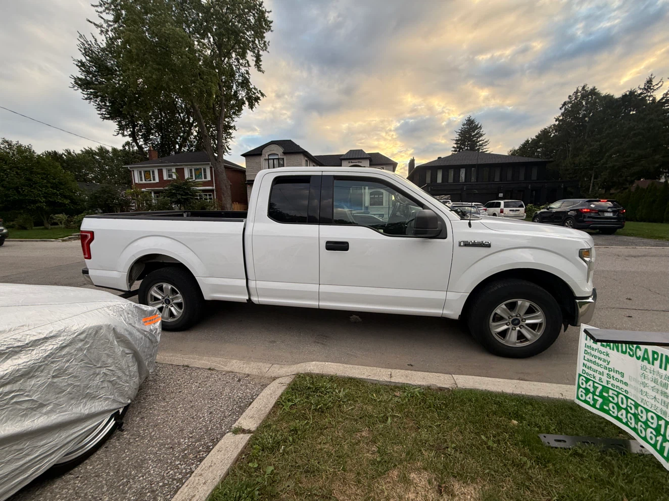 White Ford F-150 Pickup Truck - photo 4