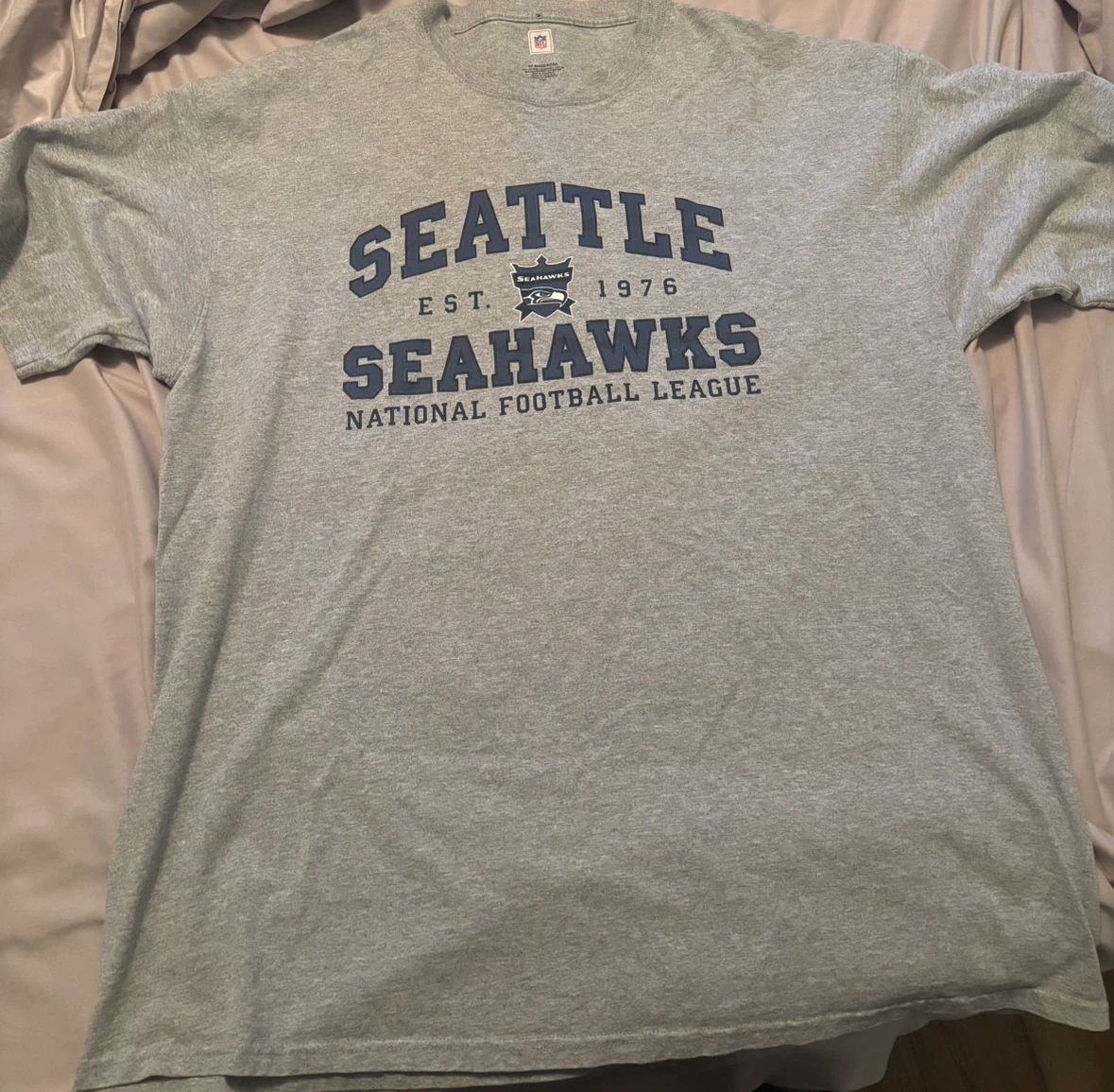 Seattle Seahawks NFL Men’s 2XL T-Shirt
