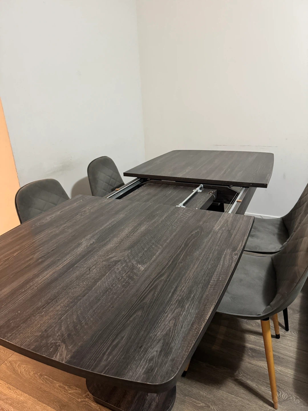 Extendable dark wood dining table with 4 chairs - photo 2