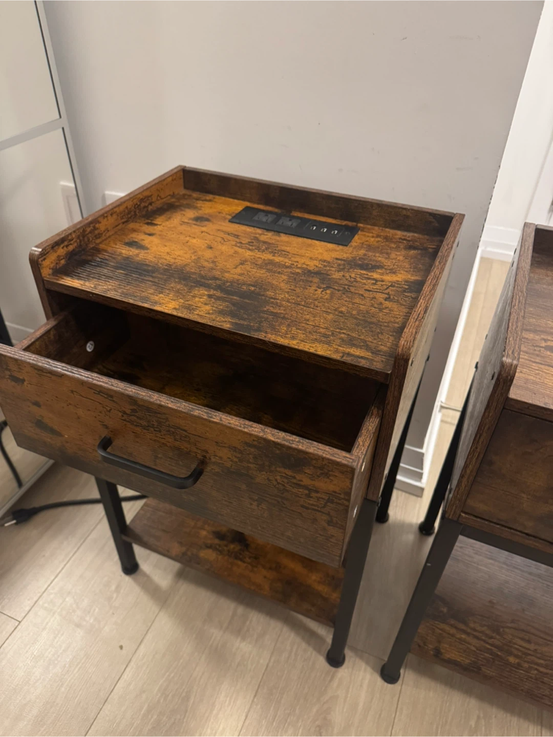 Set of 2 Nightstands - photo 2