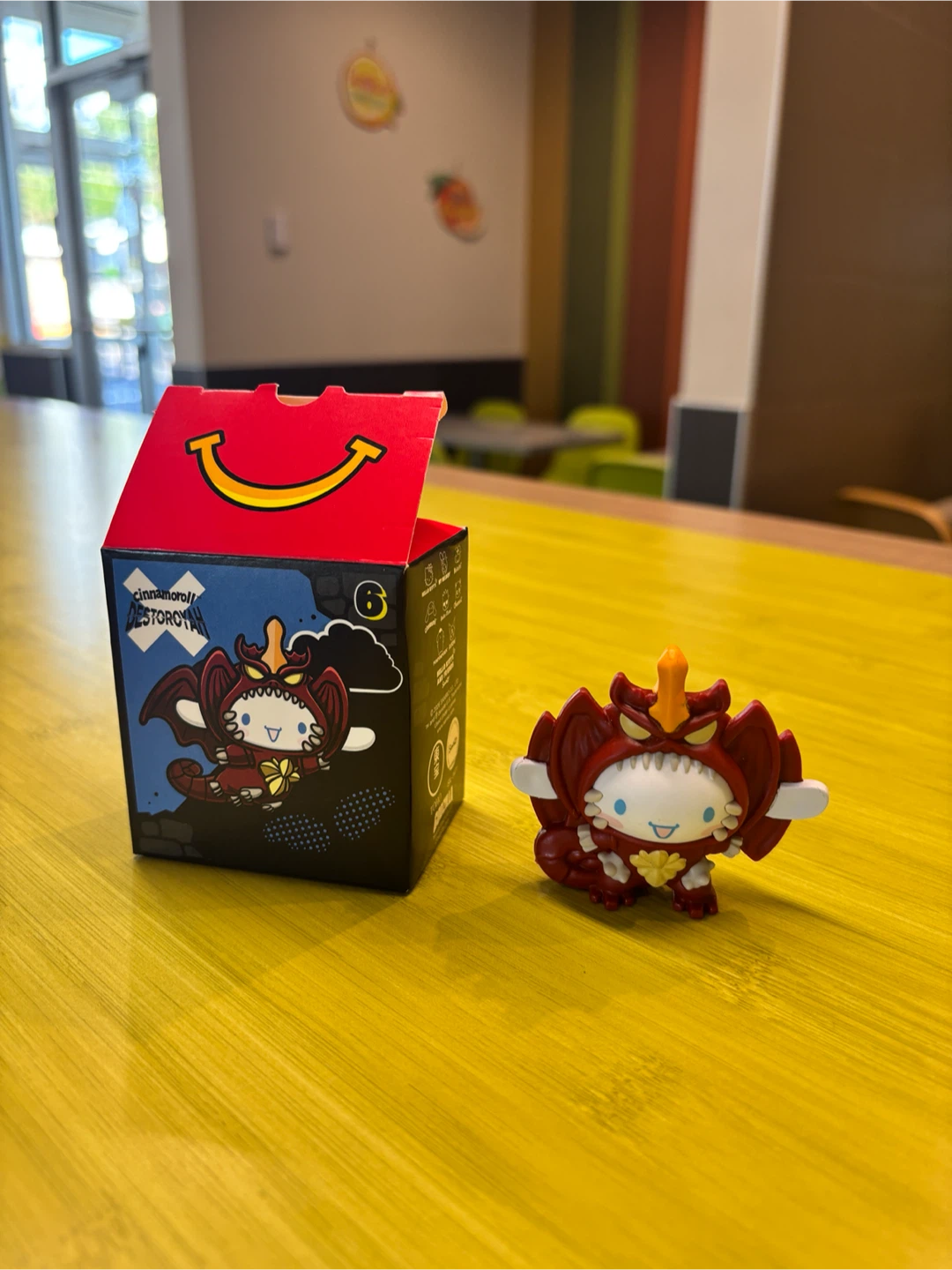 McDonald’s US Exclusive - Cinnamoroll x Destoroyah #6