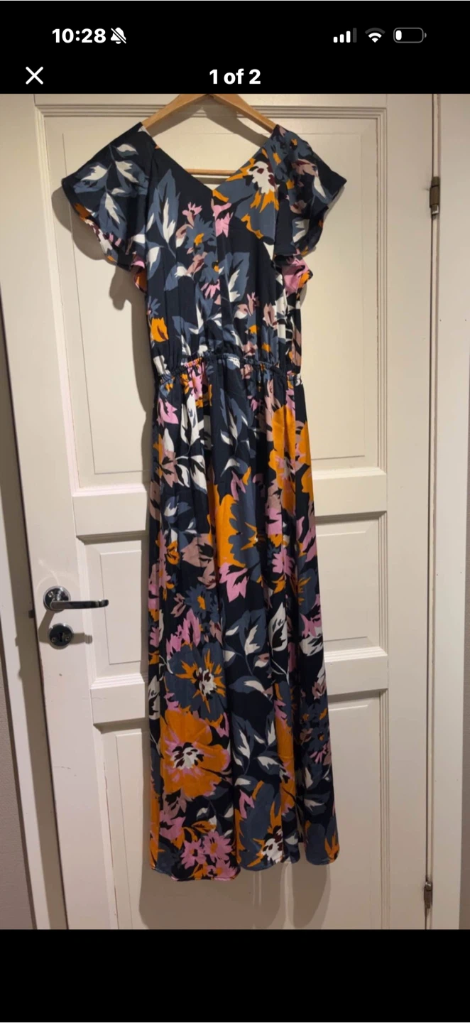 Floral Print Maxi Dress like new size large - photo 2