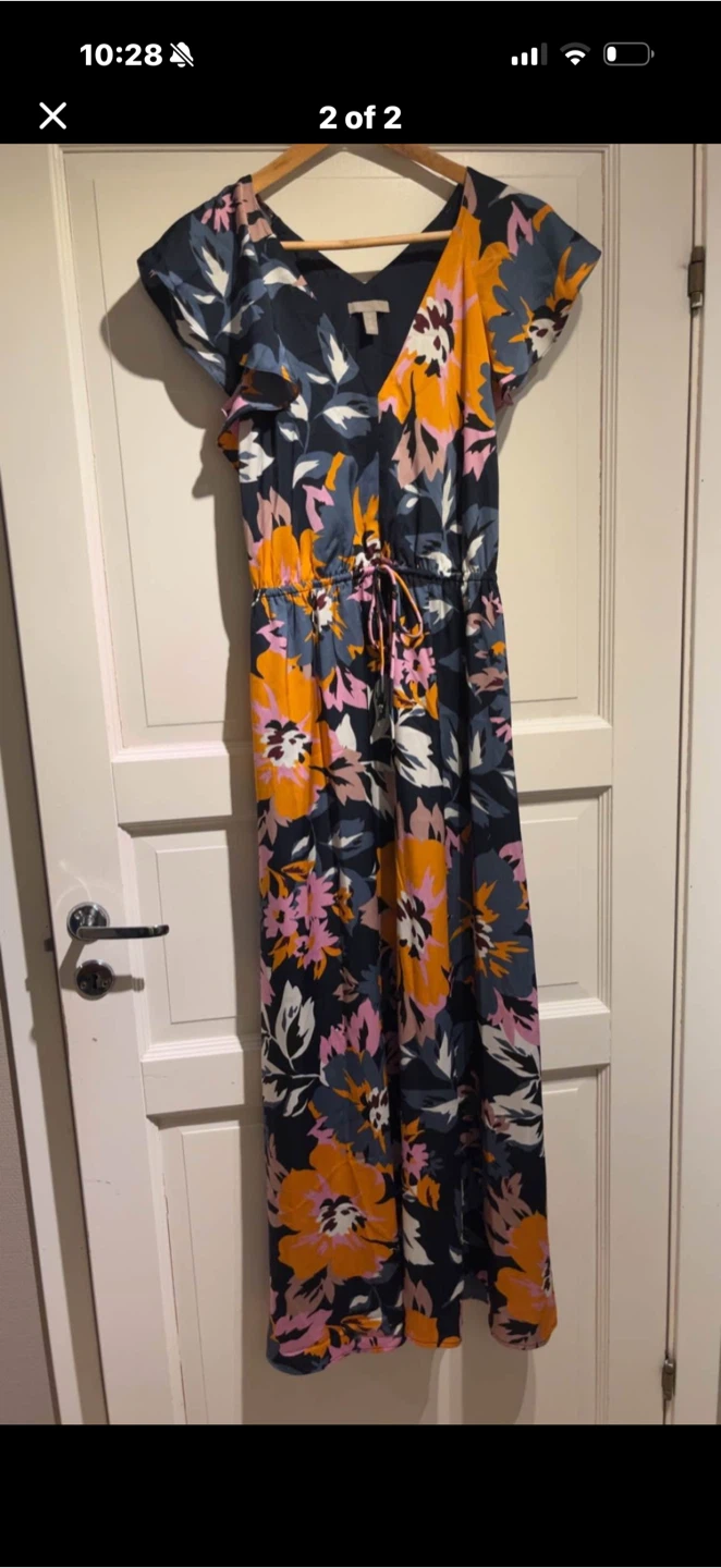 Floral Print Maxi Dress like new size large - photo 4