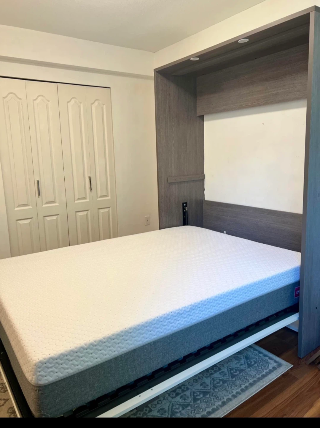 Murphy Bed with Built-in Lighting - photo 4