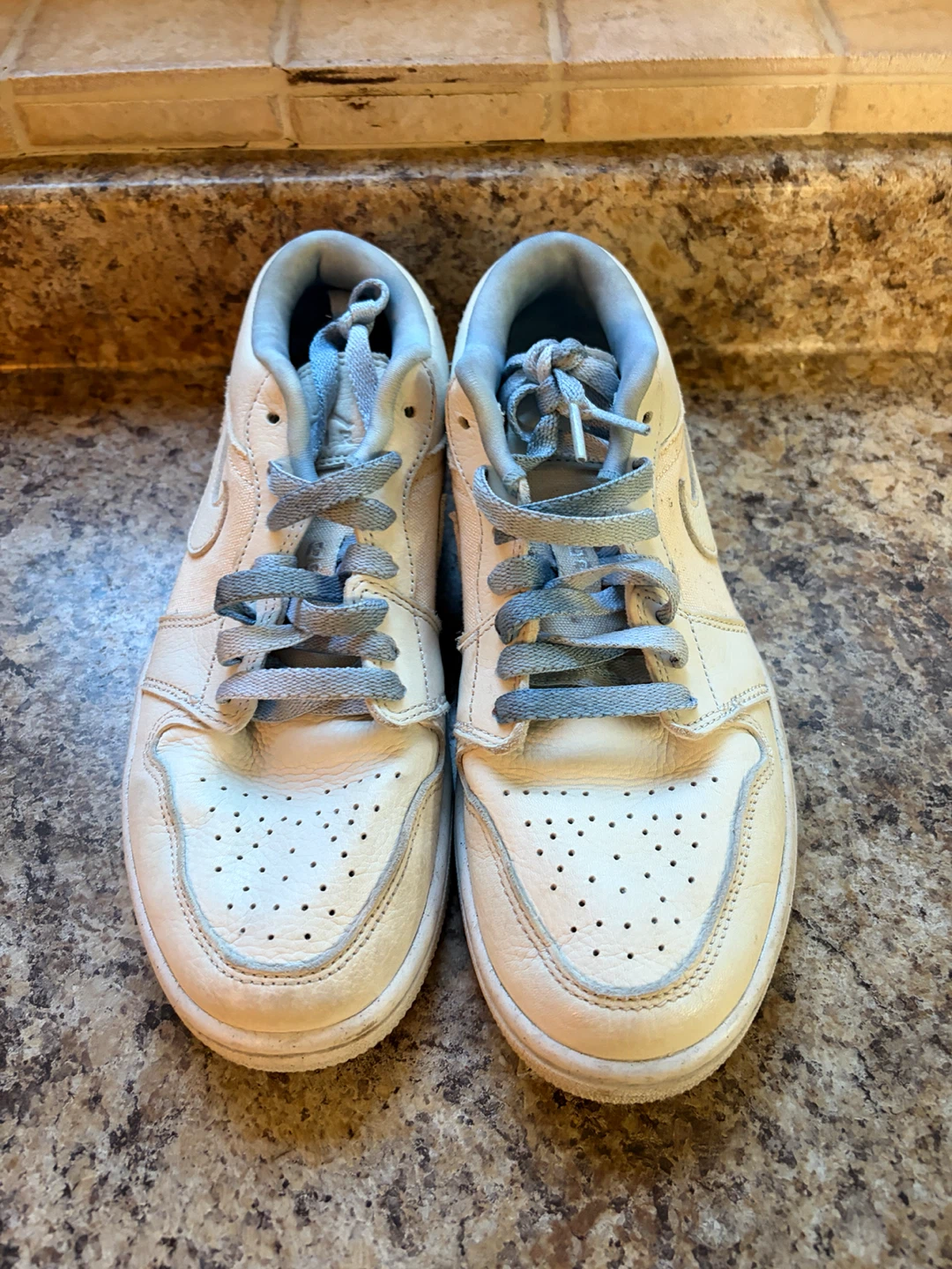 Nike Air Jordan 1 Low - photo 4