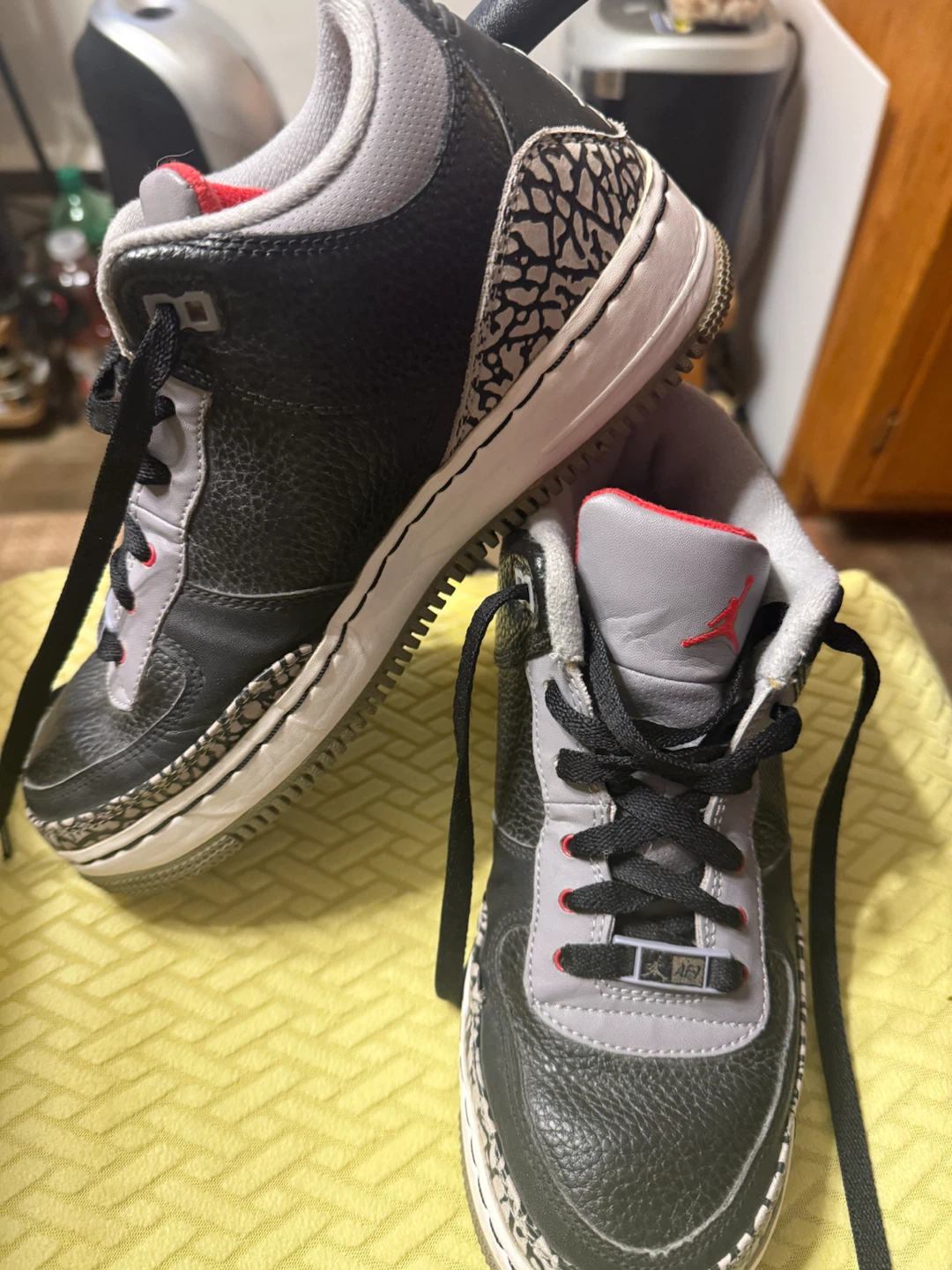 Jordan Air Force 1 III & Jumpman Sneakers