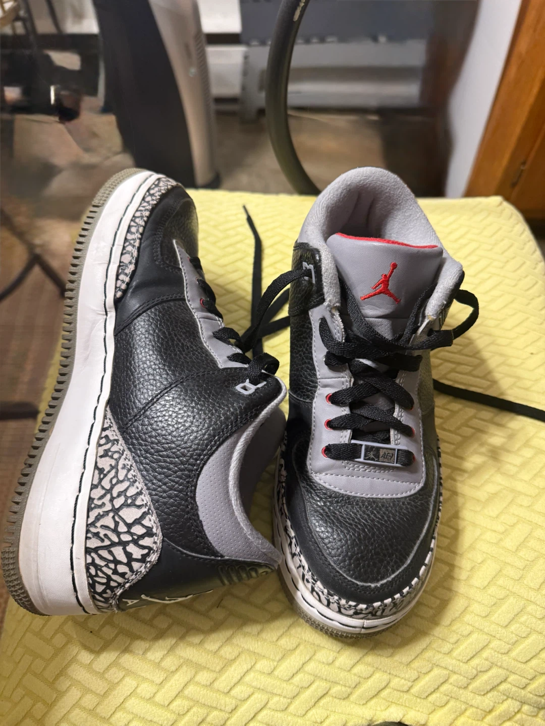 Jordan Air Force 1 III & Jumpman Sneakers - photo 3