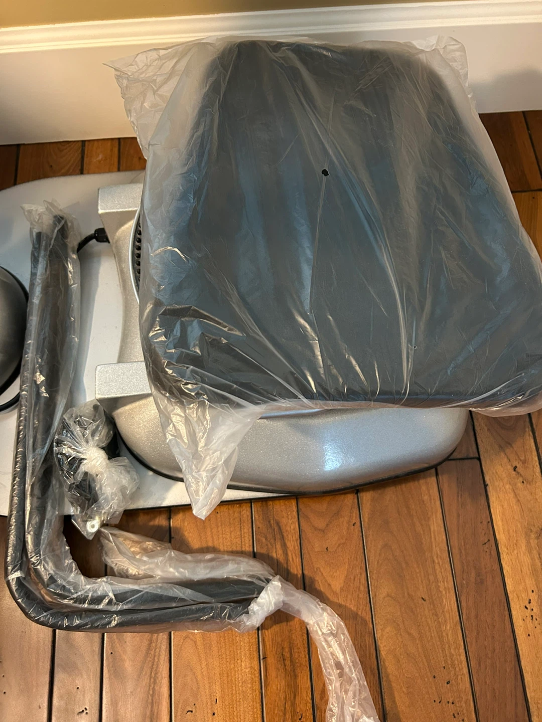 Youneed Whole Body Vibration Machine - photo 2