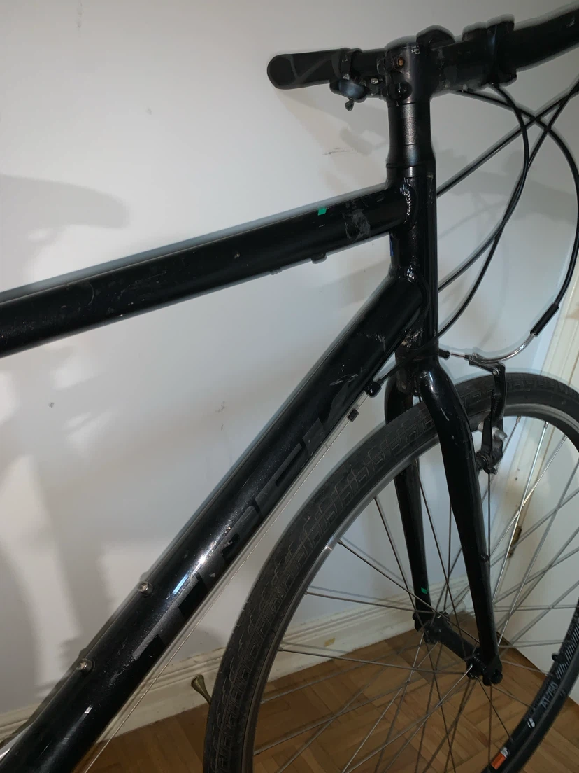 Trek FX 2 Hybrid Bike - photo 4