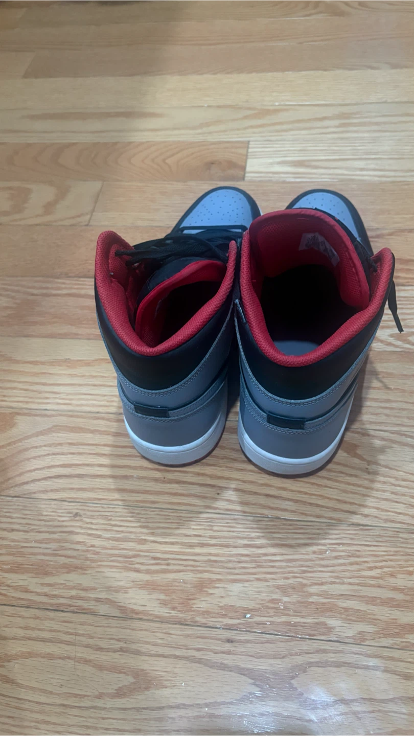 Air Jordan 1 Mid ‘Bred Shadow’ Size 11.5 Men’s - photo 5
