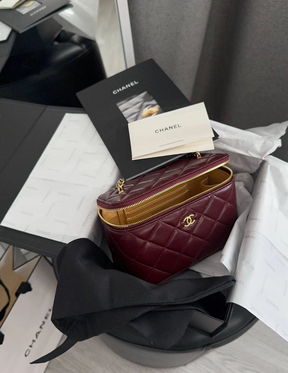 CHANEL Vanity Case Bag - photo 3