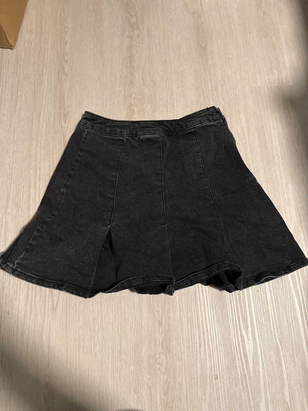 Black Pleated Denim Skirt